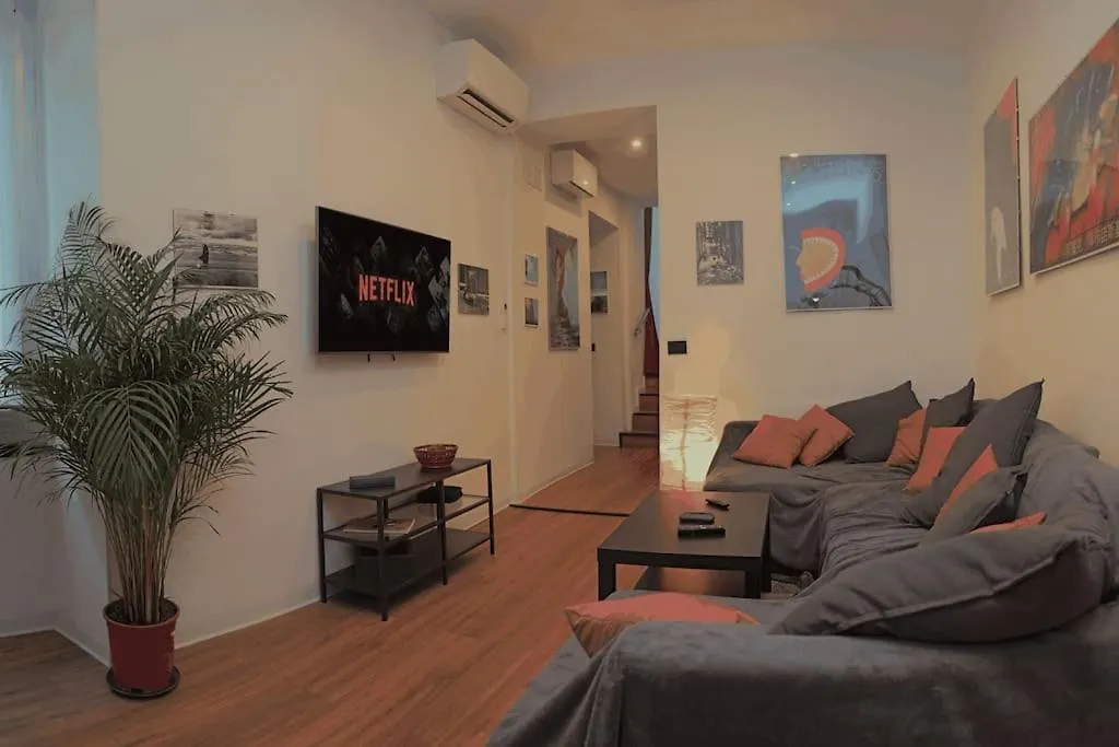 Principe Railway Station Apartment Genoa 0*,  Italy